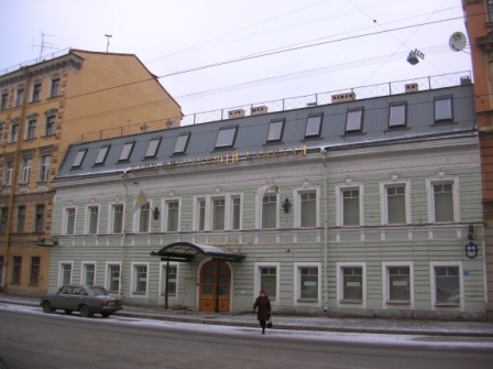 Вид с Садовой улицы.